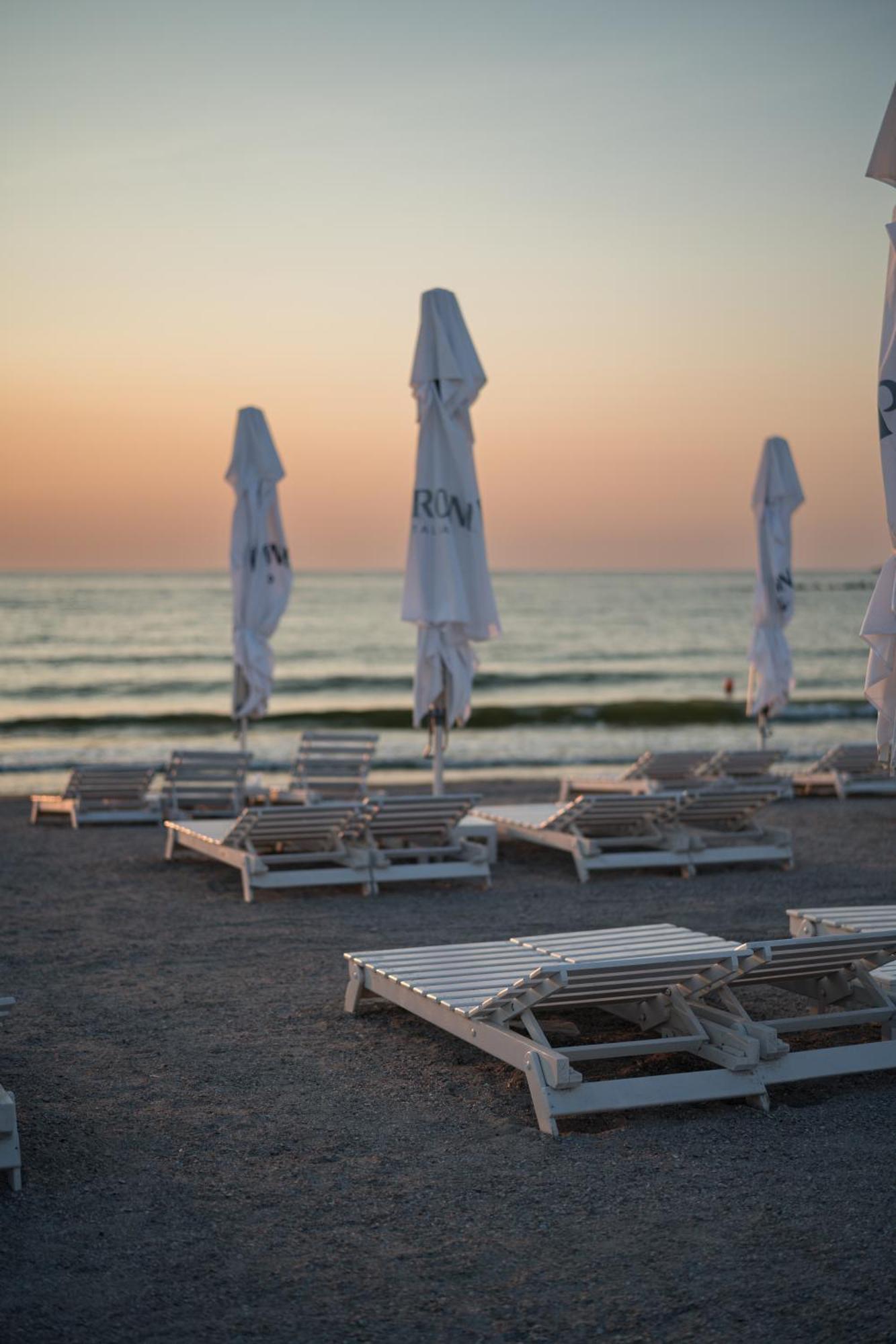 Riva Mamaia Beach Aparthotel Extérieur photo